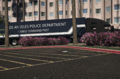 los angeles police dept mobile command post